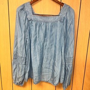 Lauren Conrad Women's Blue Chambray Square Neck Peasant Top Size M Denim Fall